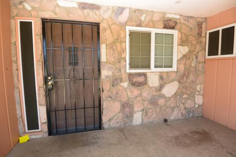 1585 E Boyer Dr, Tulare, CA 93274 photo 4