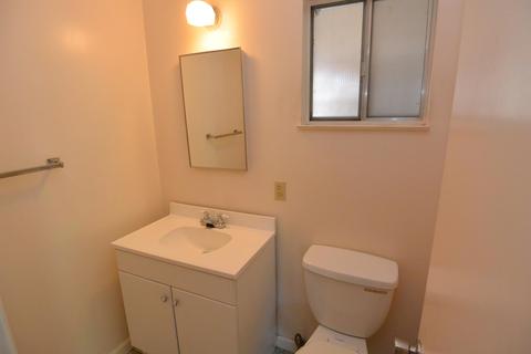 1585 E Boyer Dr, Tulare, CA 93274 photo 10