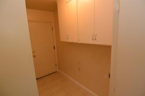1585 E Boyer Dr, Tulare, CA 93274 photo 11