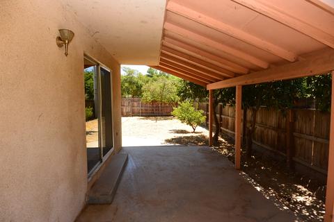 1585 E Boyer Dr, Tulare, CA 93274 photo 20