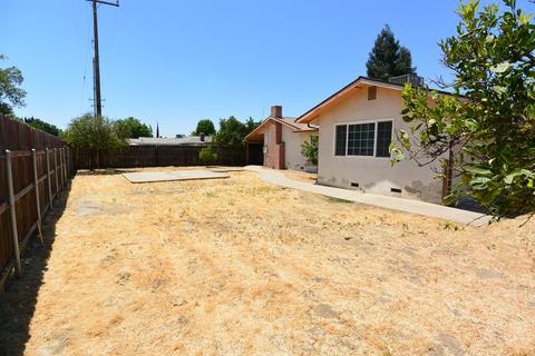 1585 E Boyer Dr, Tulare, CA 93274 photo 25
