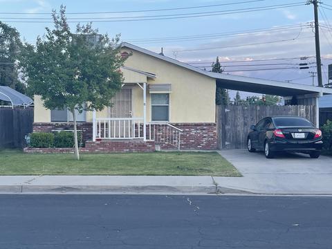 1414 Gibson Ave, Clovis, CA 93611 photo 1