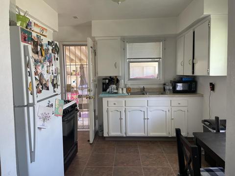 1414 Gibson Ave, Clovis, CA 93611 photo 3