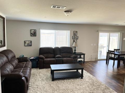 2131 E Prospect Ave, Visalia, CA 93292 photo 4