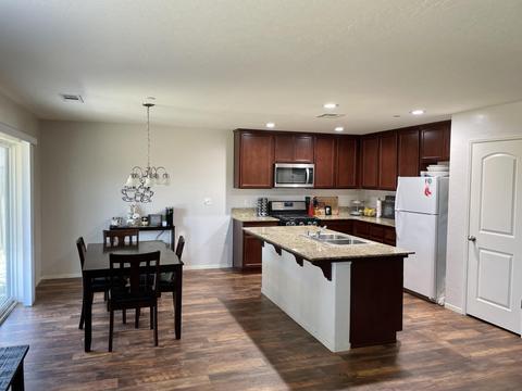 2131 E Prospect Ave, Visalia, CA 93292 photo 5