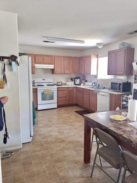4234 E Willow Ave, Visalia, CA 93292 photo 5