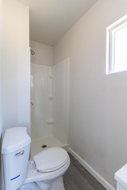 526 E Beacon Ave, Tulare, CA 93274 photo 18
