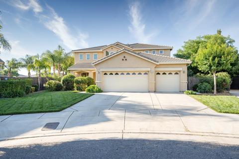 302 Johnson Ct, Tulare, CA 93274 photo 1