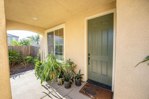 302 Johnson Ct, Tulare, CA 93274 photo 12