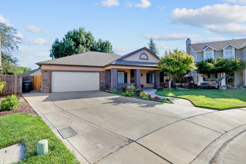 1402 Joy Ct, Exeter, CA 93221 photo 3