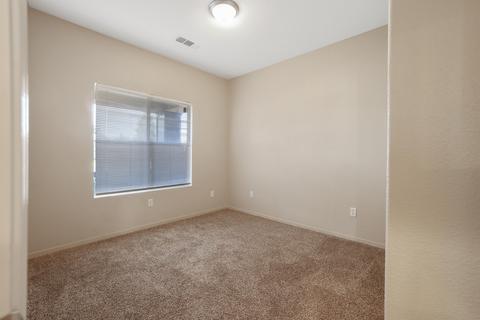1402 Joy Ct, Exeter, CA 93221 photo 12