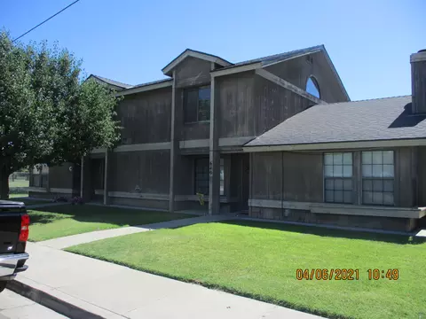 640 S 19th Ave #B-C, Lemoore, CA 93245 photo 5