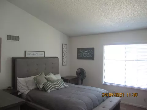 640 S 19th Ave #B-C, Lemoore, CA 93245 photo 15