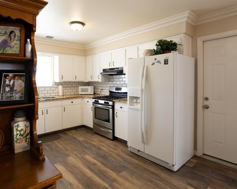 1498 E Frances Ave, Tulare, CA 93274 photo 8