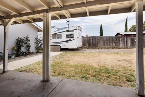 1498 E Frances Ave, Tulare, CA 93274 photo 22