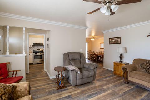 1498 E Frances Ave, Tulare, CA 93274 photo 2