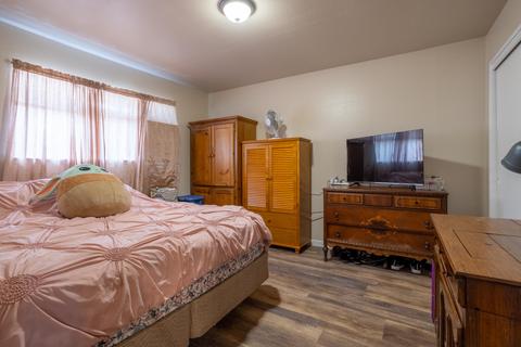 1498 E Frances Ave, Tulare, CA 93274 photo 19