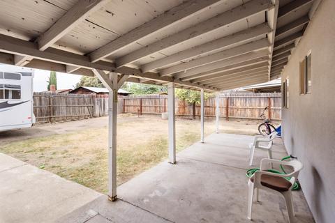 1498 E Frances Ave, Tulare, CA 93274 photo 21