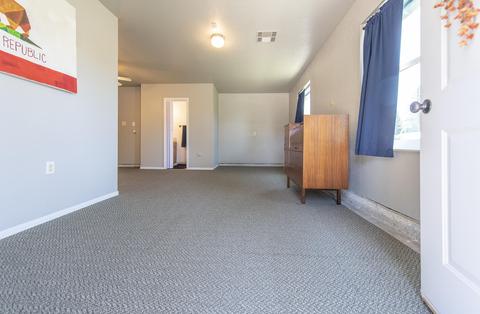 2400 E Hillcrest Ct, Visalia, CA 93292 photo 49