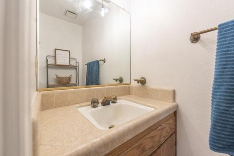 2400 E Hillcrest Ct, Visalia, CA 93292 photo 52