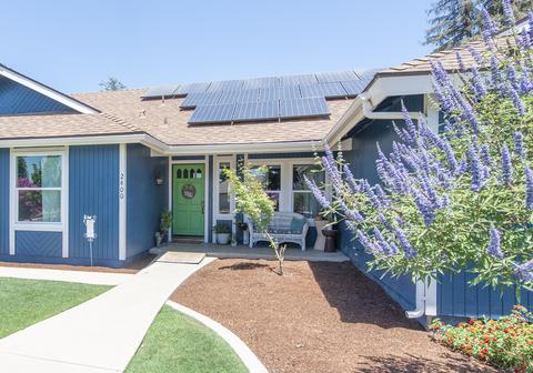 2400 E Hillcrest Ct, Visalia, CA 93292 photo 5