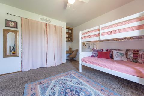 2400 E Hillcrest Ct, Visalia, CA 93292 photo 42