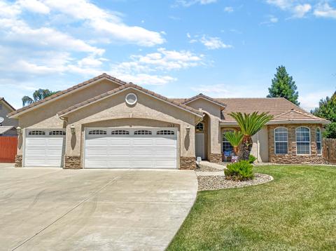 1122 E Arlen Ave, Visalia, CA 93292 photo 1