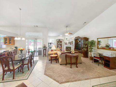 1122 E Arlen Ave, Visalia, CA 93292 photo 4