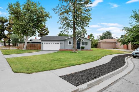 05 N Waukena Way Hanford Ca 28 Photos Mls Movoto