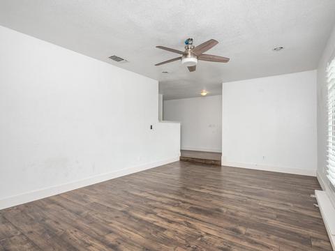 1130 Redwood Ln, Lemoore, CA 93245 photo 5