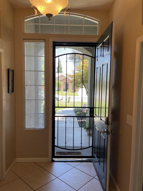 907 E Chestnut Ct, Visalia, CA 93292 photo 7