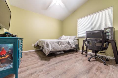 4029 E Meadow Ave, Visalia, CA 93292 photo 40