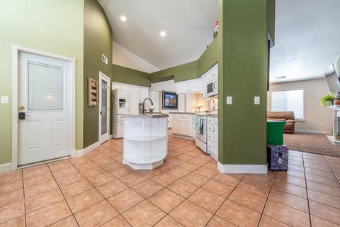 4029 E Meadow Ave, Visalia, CA 93292 photo 14