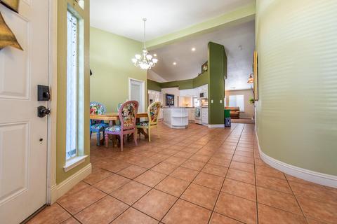 4029 E Meadow Ave, Visalia, CA 93292 photo 9