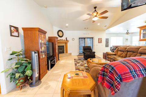 15510 Avenue 330, Ivanhoe, CA 93235 photo 16
