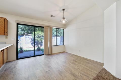 1515 E Castleview Ave, Visalia, CA 93292 photo 8