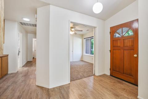 1515 E Castleview Ave, Visalia, CA 93292 photo 15