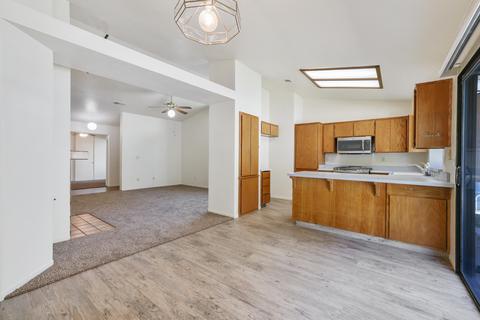 1515 E Castleview Ave, Visalia, CA 93292 photo 10