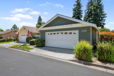 1343 E Castlecrest Ave, Visalia, CA 93292 photo 1