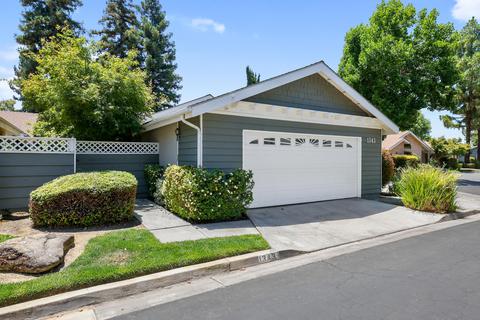 1343 E Castlecrest Ave, Visalia, CA 93292 photo 2