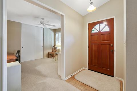 1343 E Castlecrest Ave, Visalia, CA 93292 photo 18