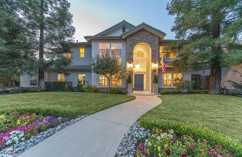 2424 E Laura Ct, Visalia, CA 93292 photo 2