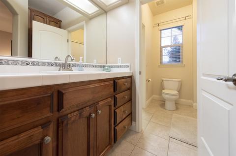 2424 E Laura Ct, Visalia, CA 93292 photo 52