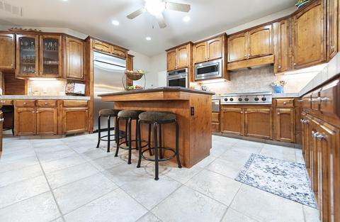 2424 E Laura Ct, Visalia, CA 93292 photo 26