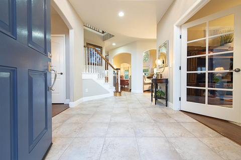 2424 E Laura Ct, Visalia, CA 93292 photo 8