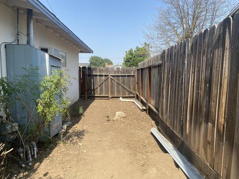 1088 Laurel Ave, Lindsay, CA 93247 photo 17