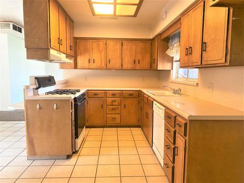 1088 Laurel Ave, Lindsay, CA 93247 photo 6