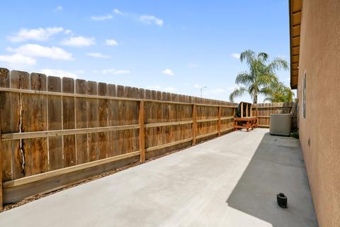 30675 Kit Fox Ct, Visalia, CA 93291 photo 28