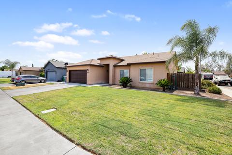 30675 Kit Fox Ct, Visalia, CA 93291 photo 1