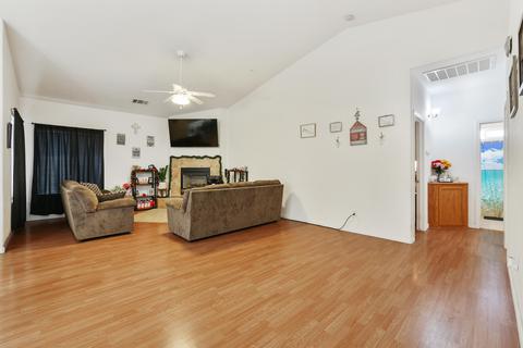 30675 Kit Fox Ct, Visalia, CA 93291 photo 8